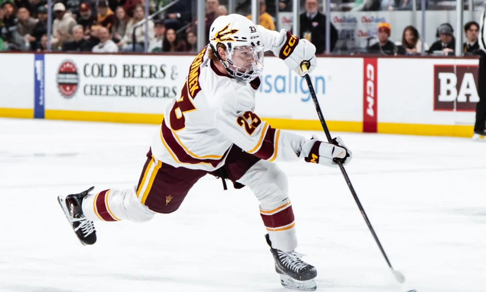 Schimek earns third career NCHC Forward of the Week honor – 520 Sports Talk